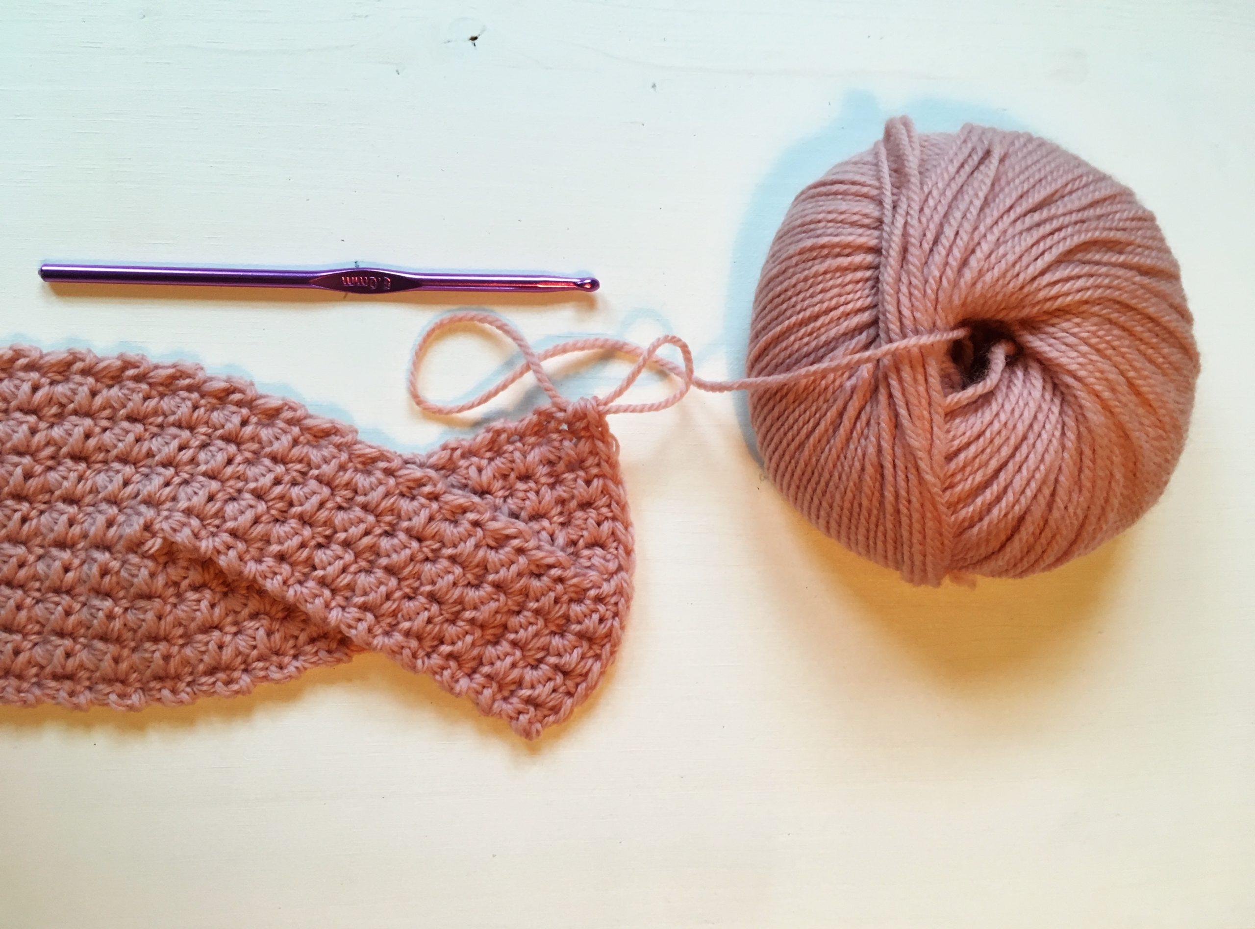 Crochet Headband by Esther Graafland