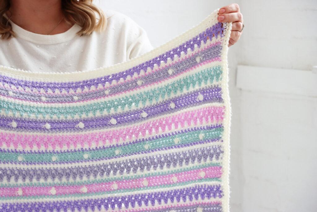 crochet baby blanket. bobble stripe crochet blanket