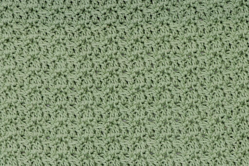 arrow stitch back