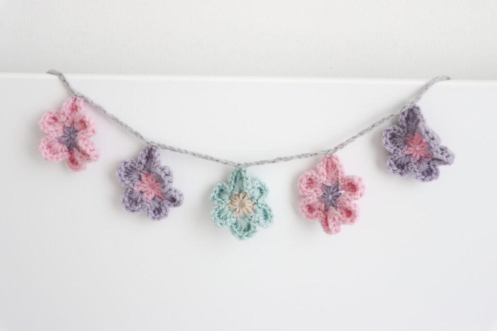 crochet flower bunting