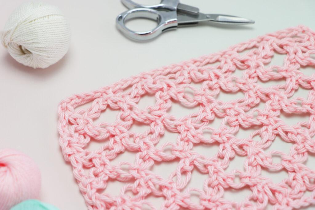 crochet solomons knot