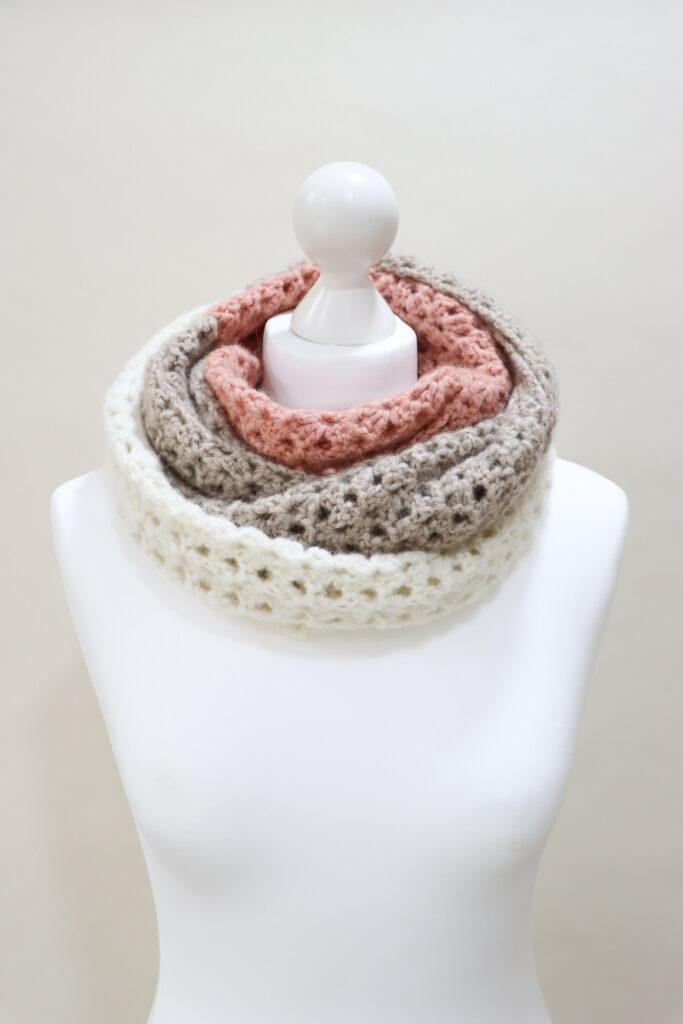 crochet infinity scarf