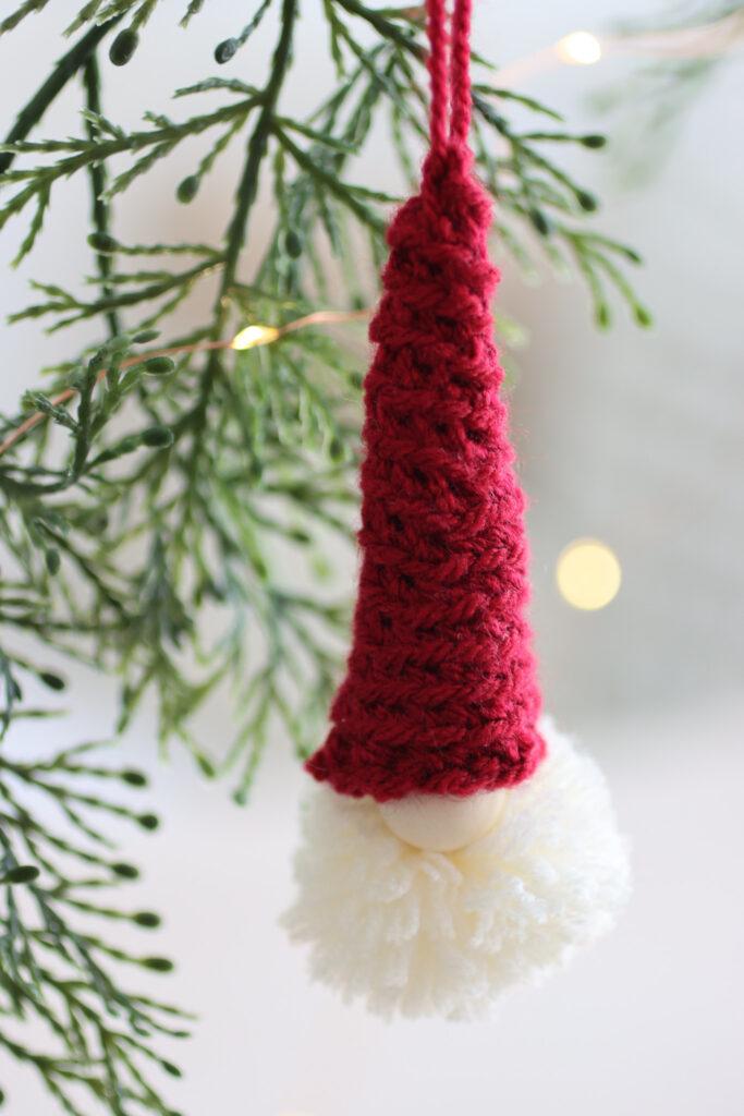 crochet festive gnome pattern
