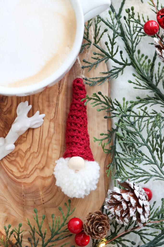 crochet festive gnome pattern