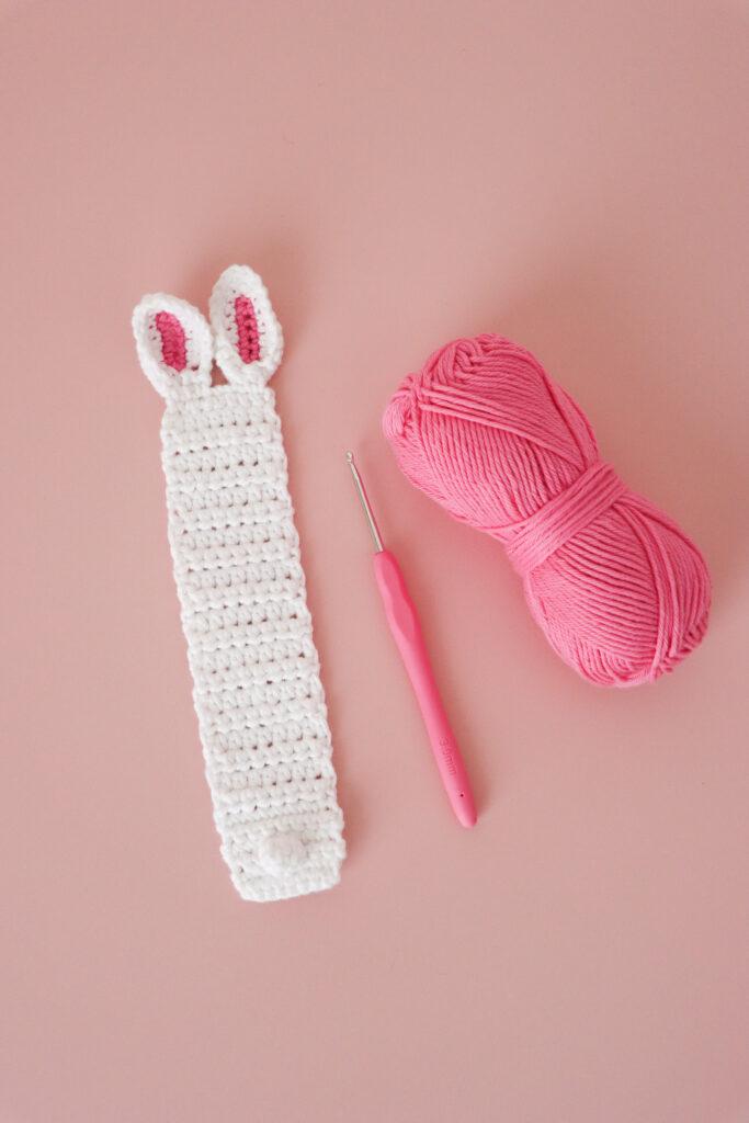 crochet bunny bookmark