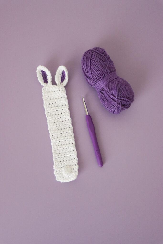 crochet bunny bookmark